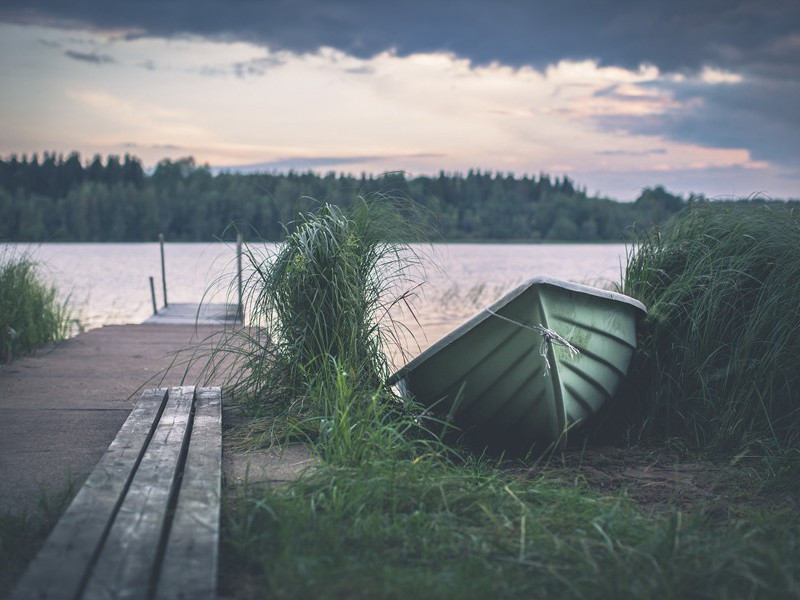 同李太守登历下古城员外新亭亭对鹊湖