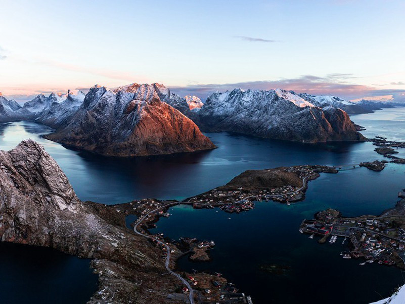 近墨不黑(杜甫故事)