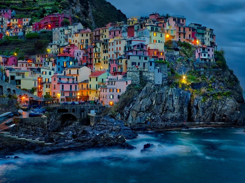 收京三首其二(生意甘衰白)